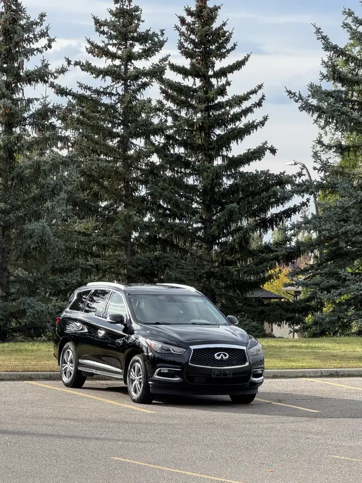 Infiniti QX60 снимка Infiniti QX60