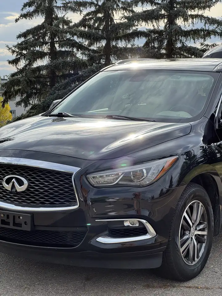 Infiniti QX60 снимка Infiniti QX60