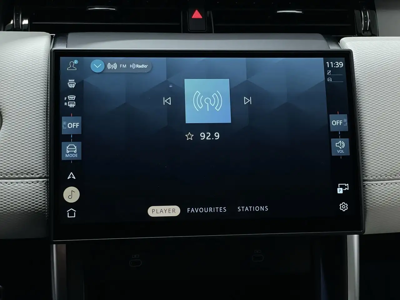 Land Rover Discovery Sport снимка Land Rover Discovery Sport