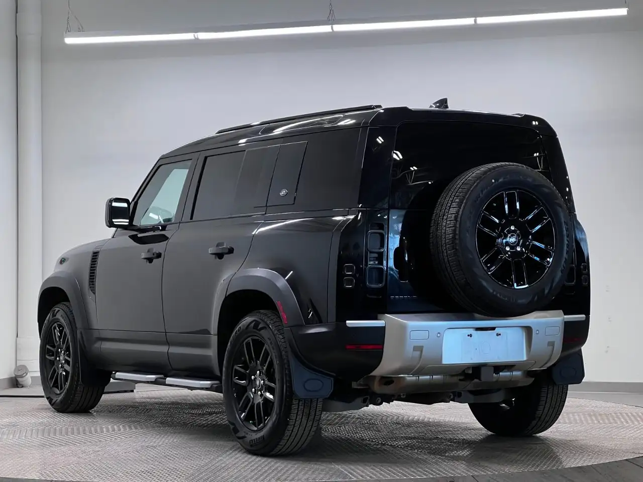 Land Rover Defender снимка Land Rover Defender