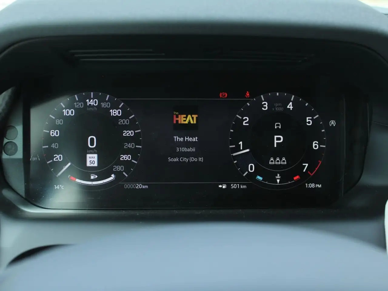 Land Rover Discovery Sport снимка Land Rover Discovery Sport