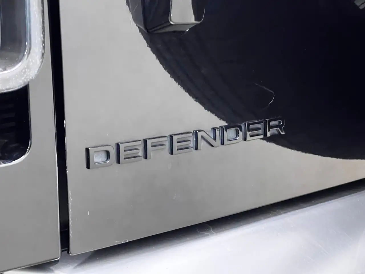 Land Rover Defender снимка Land Rover Defender