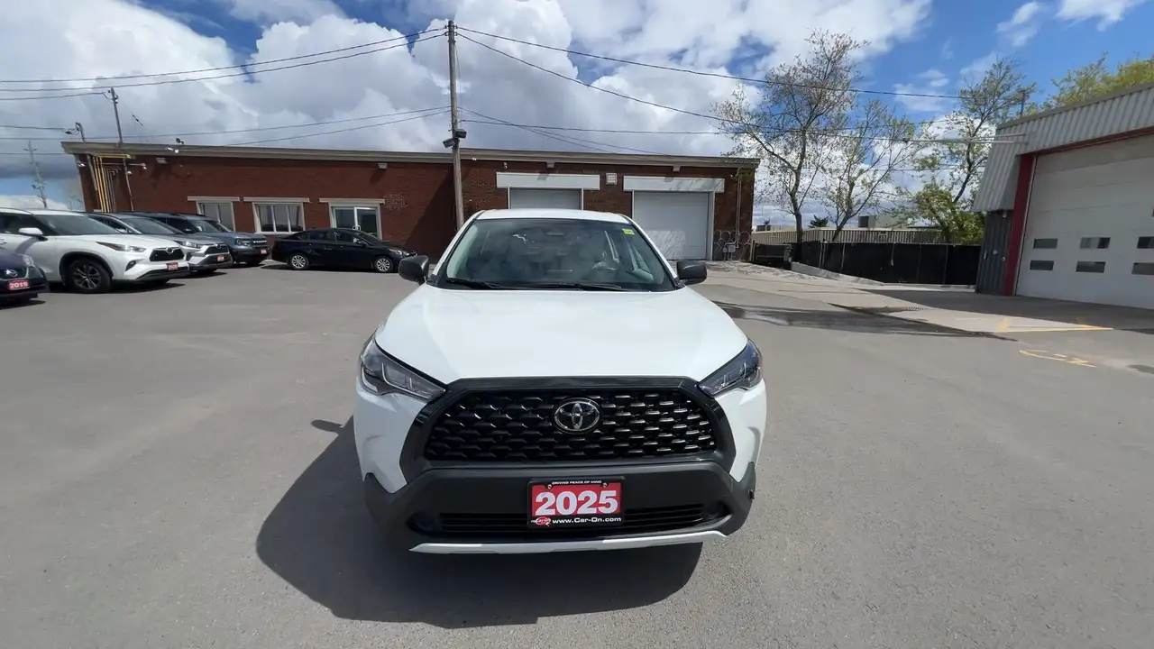 Toyota Corolla Cross photo Toyota Corolla Cross