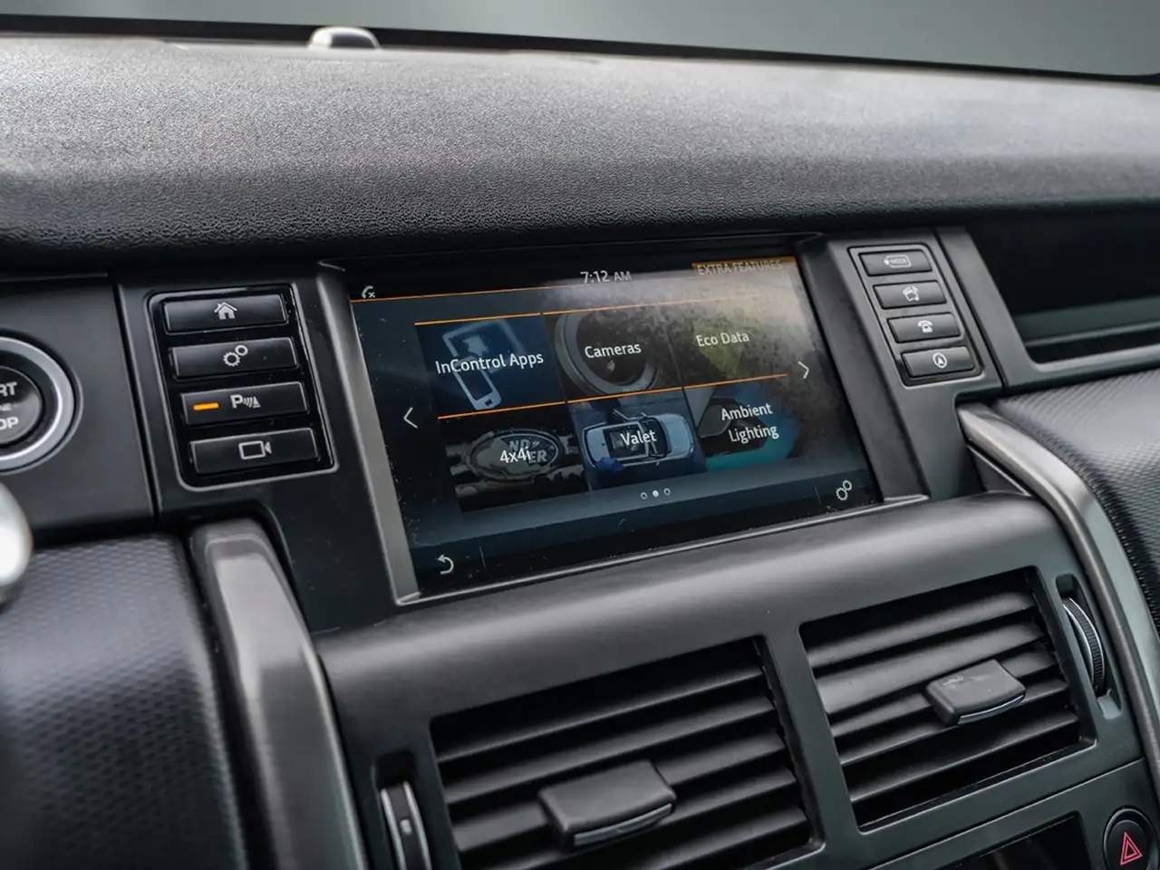 Land Rover Discovery Sport снимка Land Rover Discovery Sport