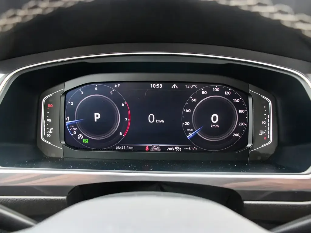 Volkswagen Tiguan снимка Volkswagen Tiguan