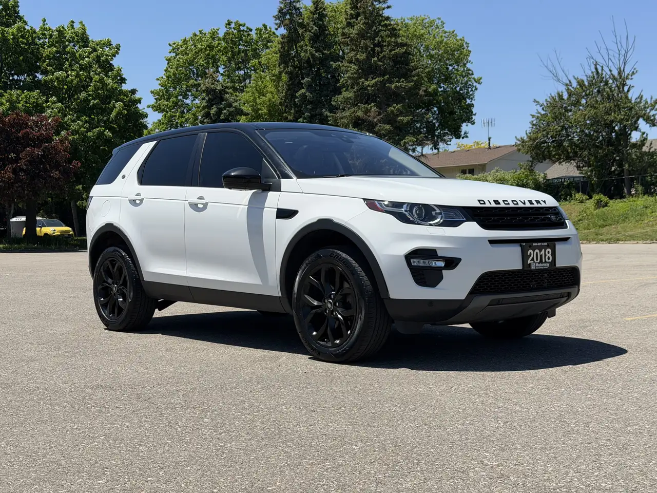 Land Rover Discovery Sport снимка Land Rover Discovery Sport