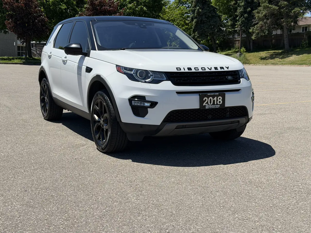 Land Rover Discovery Sport снимка Land Rover Discovery Sport