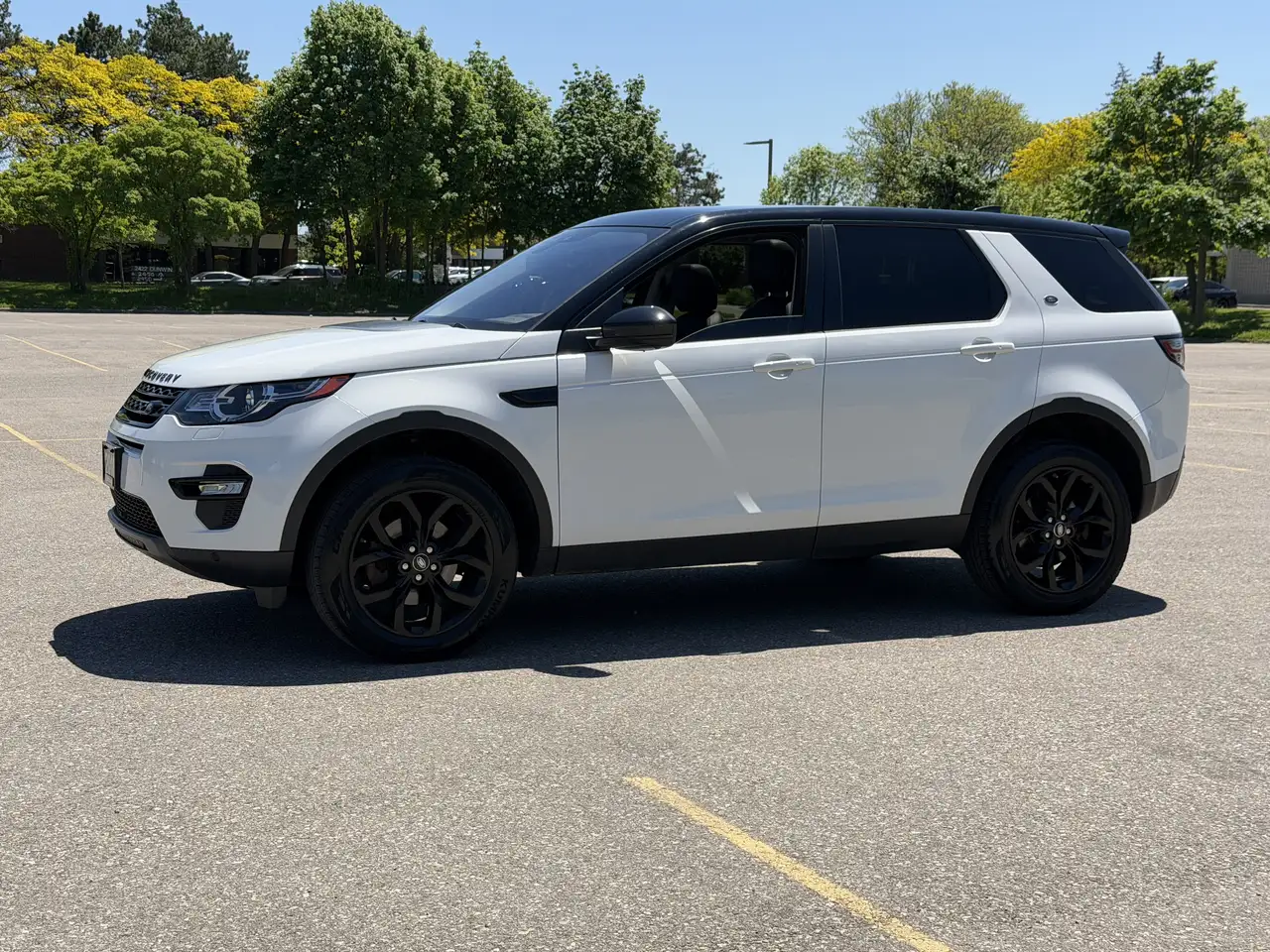 Land Rover Discovery Sport снимка Land Rover Discovery Sport