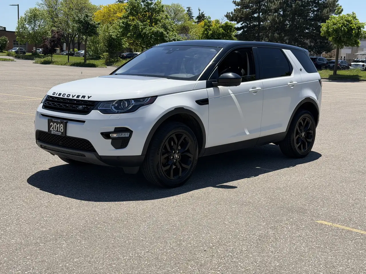 Land Rover Discovery Sport снимка Land Rover Discovery Sport