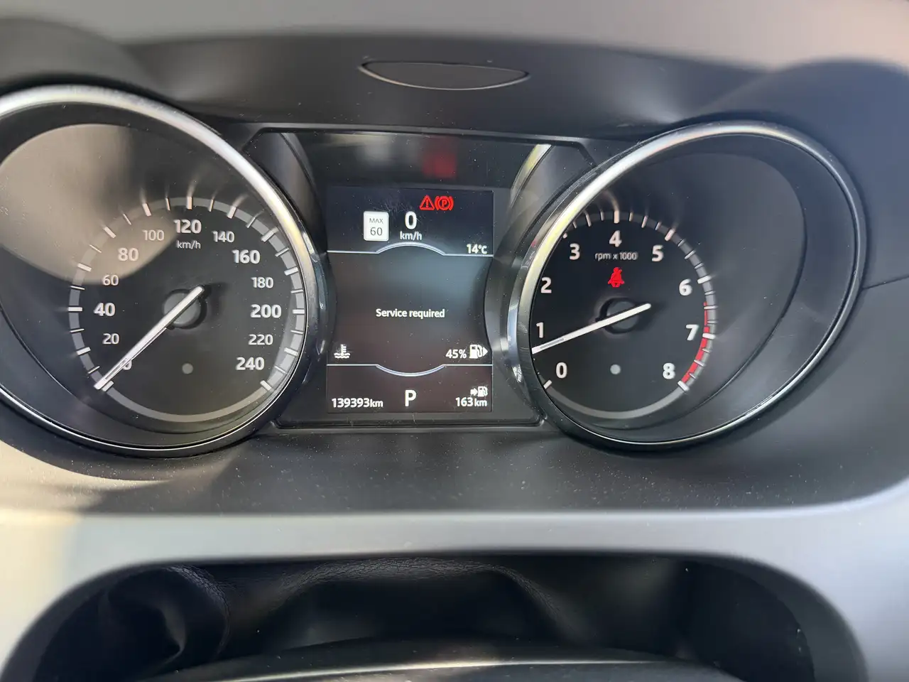 Land Rover Discovery Sport снимка Land Rover Discovery Sport