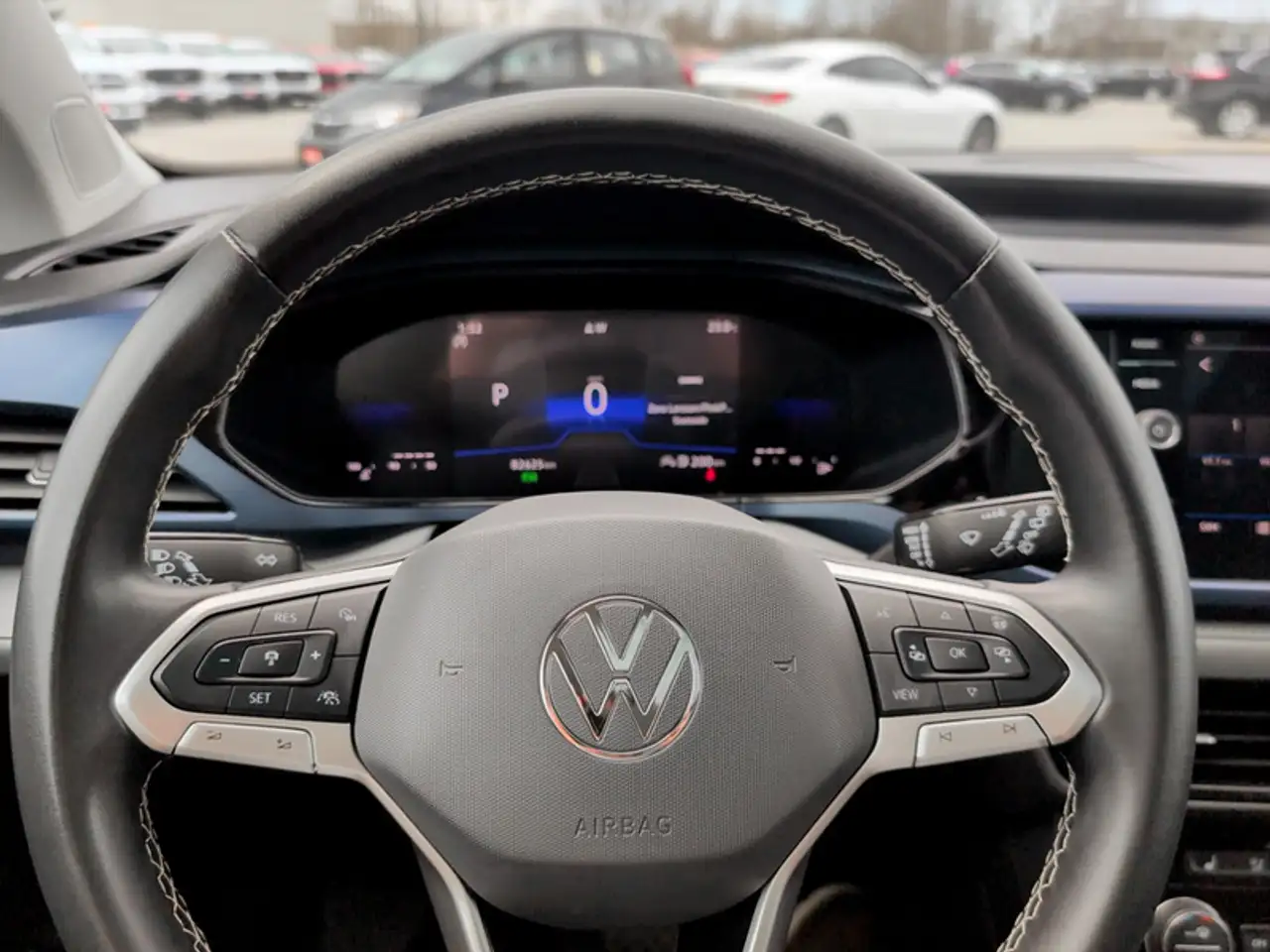 Volkswagen Taos photo Volkswagen Taos