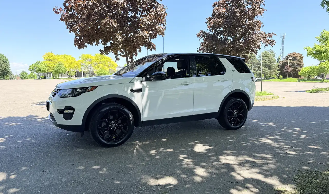 Land Rover Discovery Sport снимка Land Rover Discovery Sport