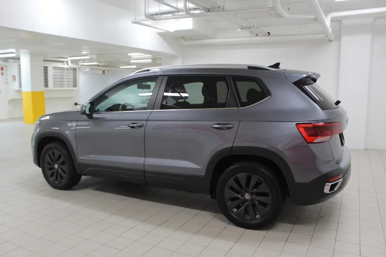 Volkswagen Taos photo Volkswagen Taos
