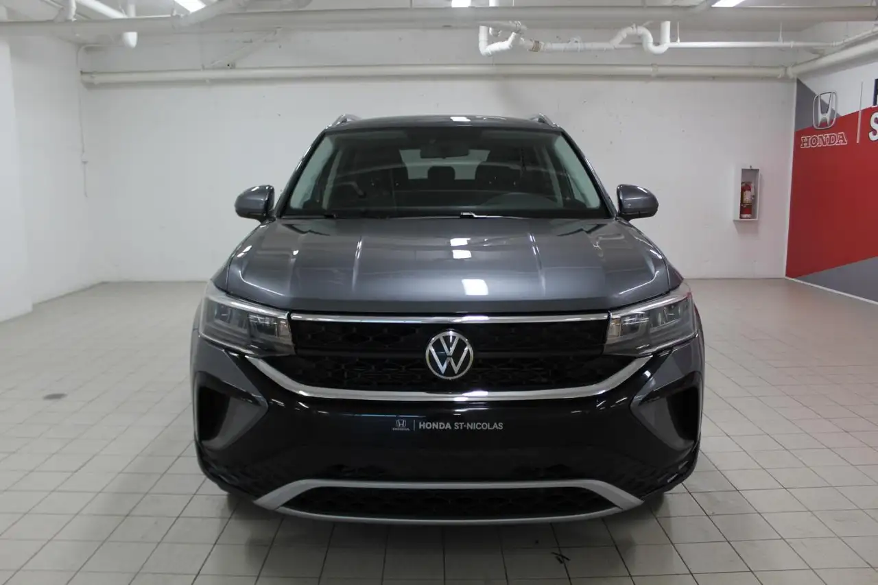 Volkswagen Taos photo Volkswagen Taos