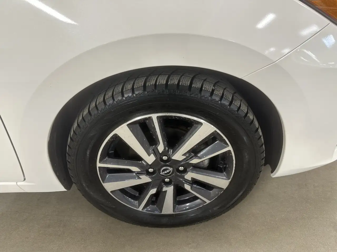 Nissan Versa снимка Nissan Versa