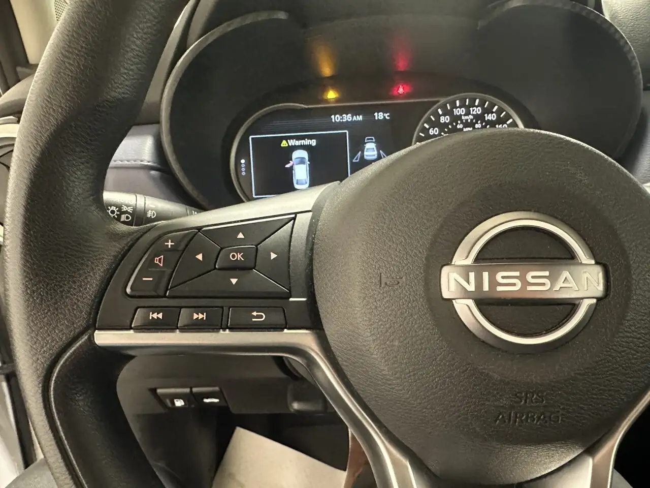 Nissan Versa снимка Nissan Versa