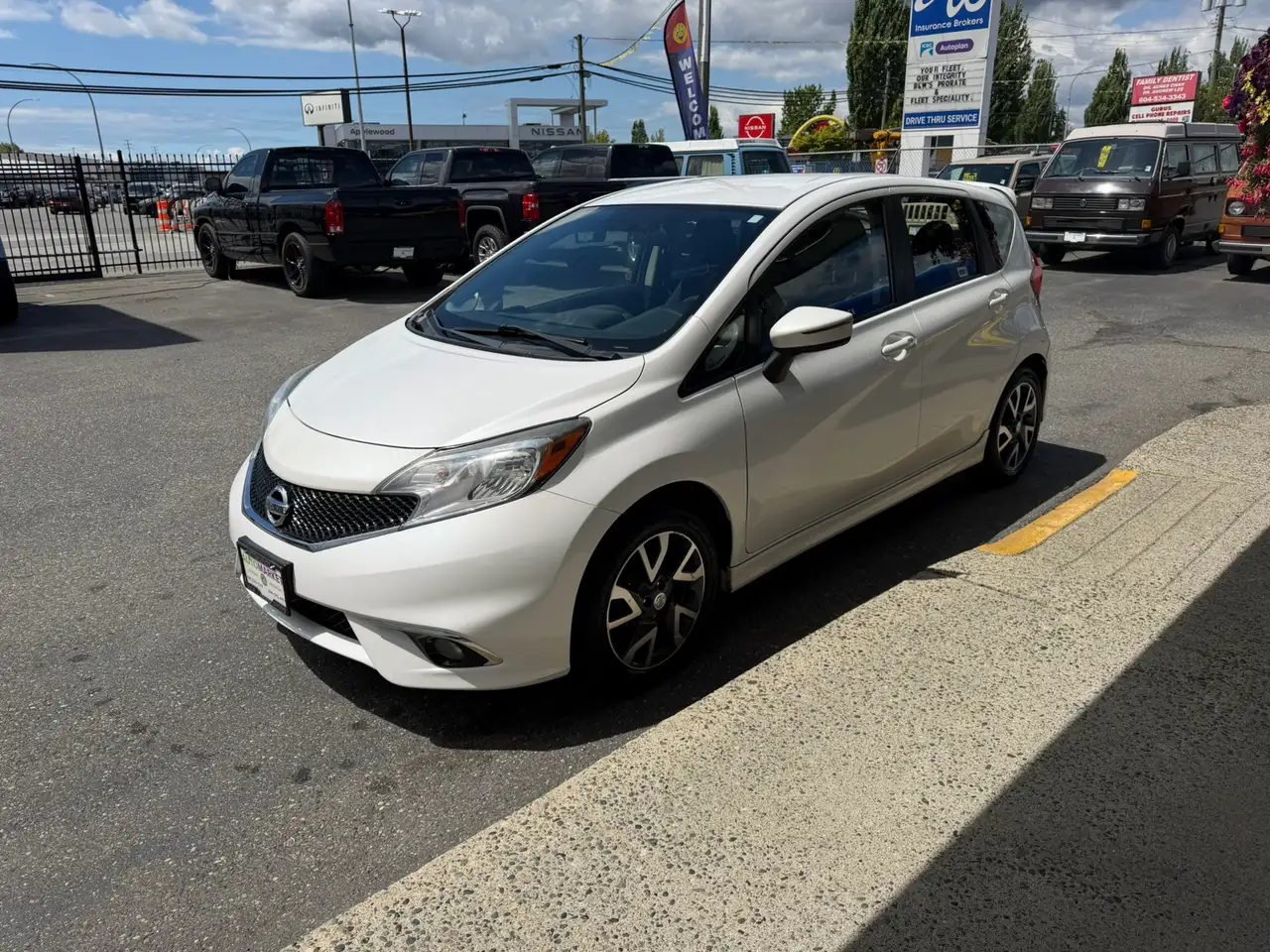 Nissan Note photo Nissan Note