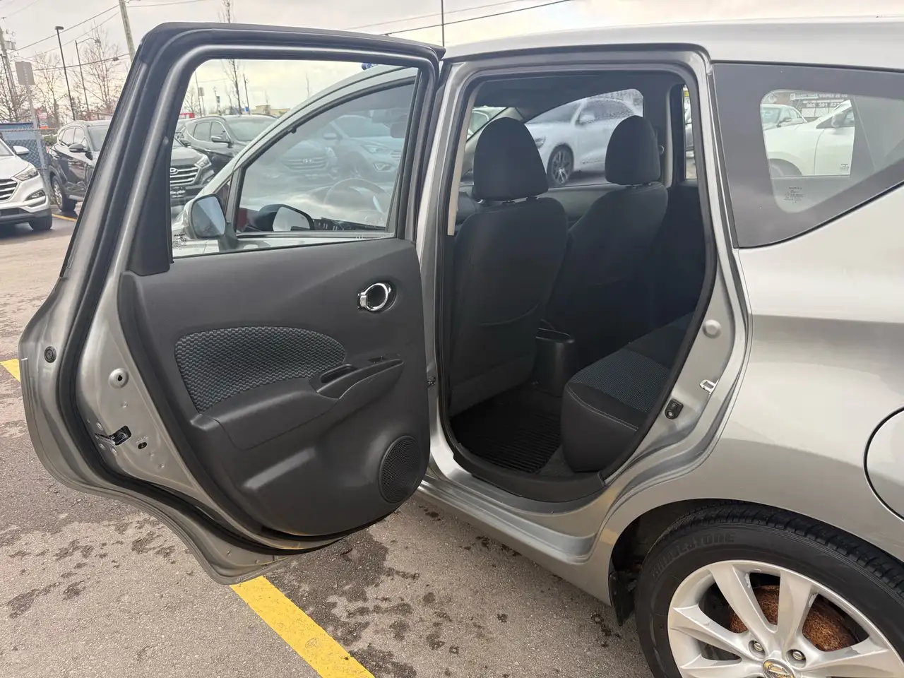 Nissan Note снимка Nissan Note