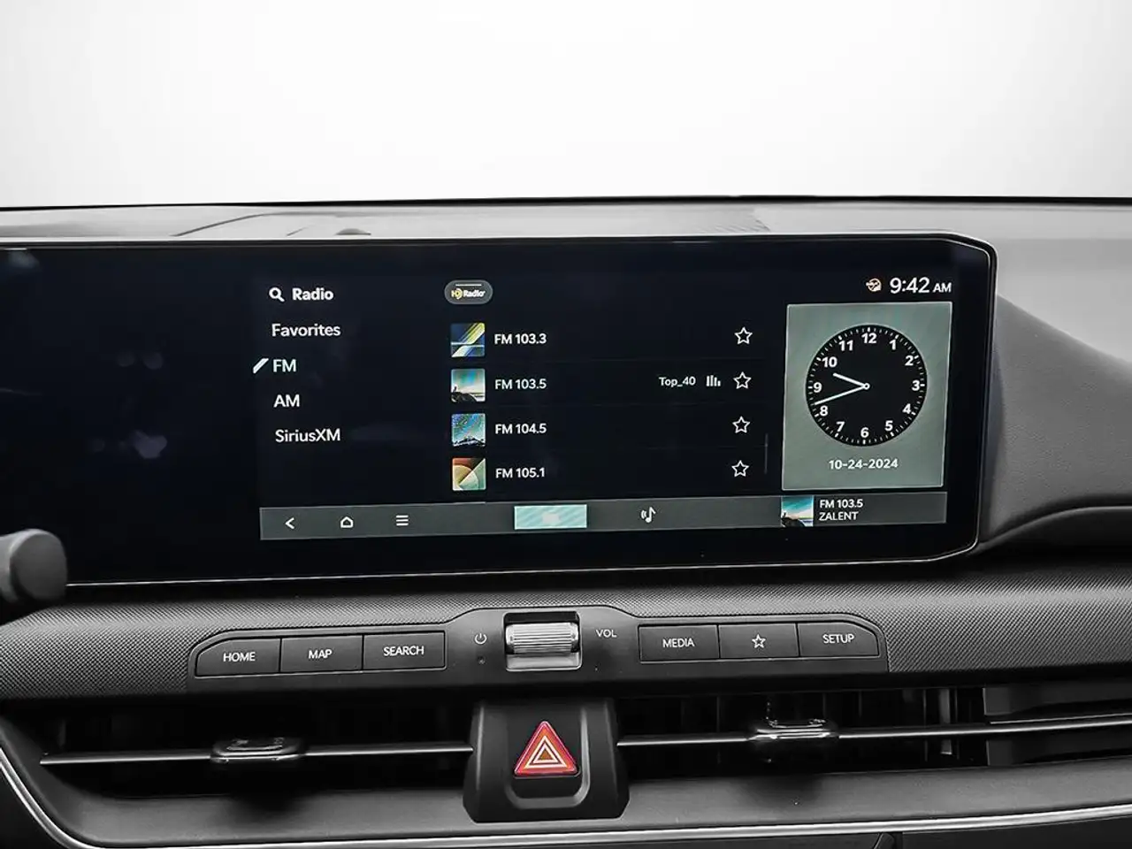 Kia K4 снимка Kia K4