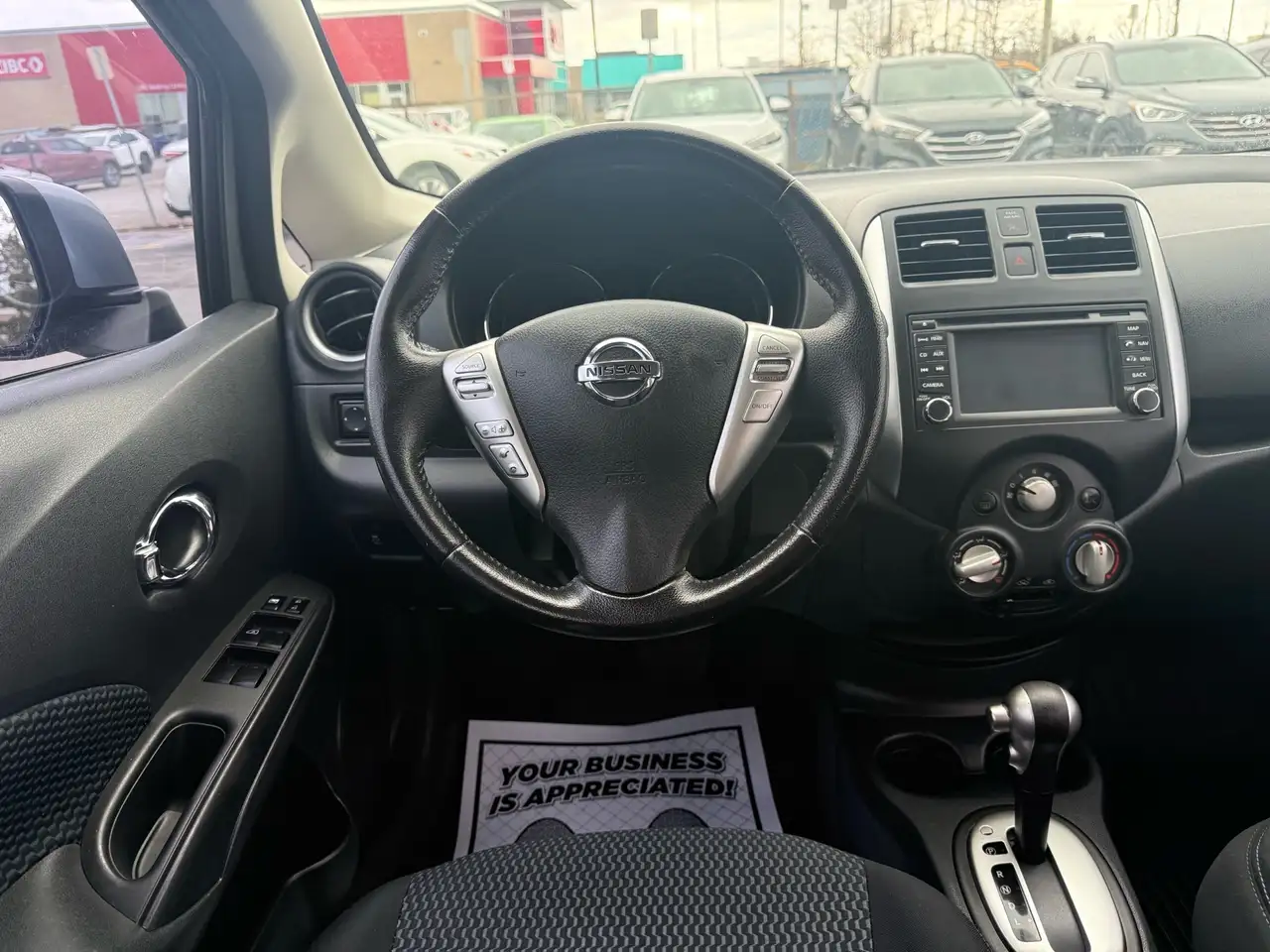 Nissan Note снимка Nissan Note