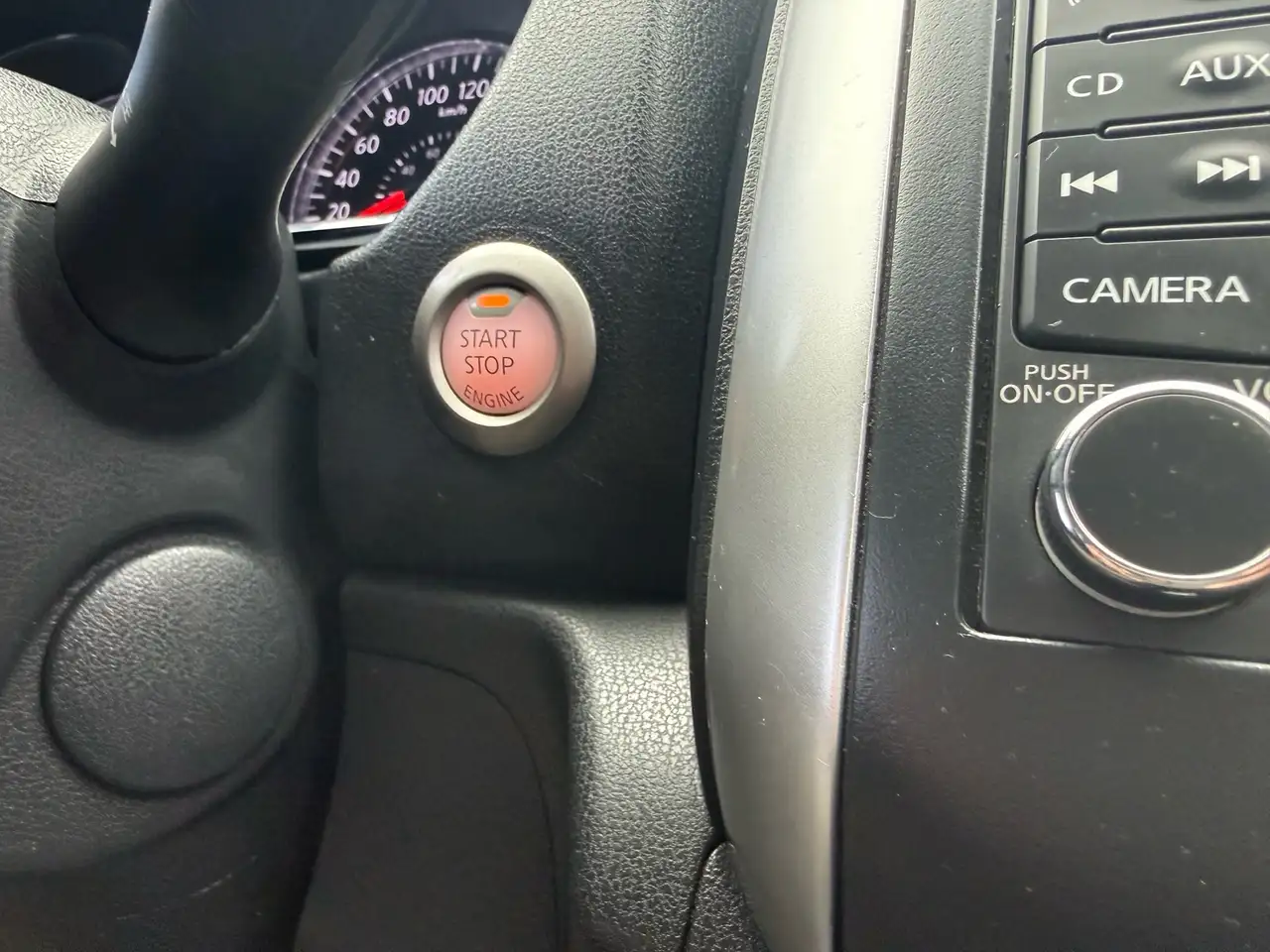 Nissan Note снимка Nissan Note