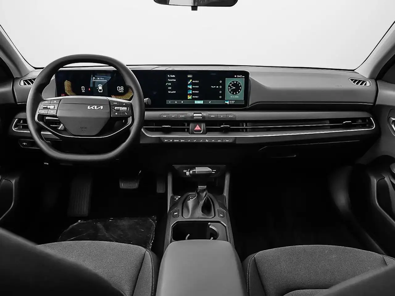 Kia K4 снимка Kia K4