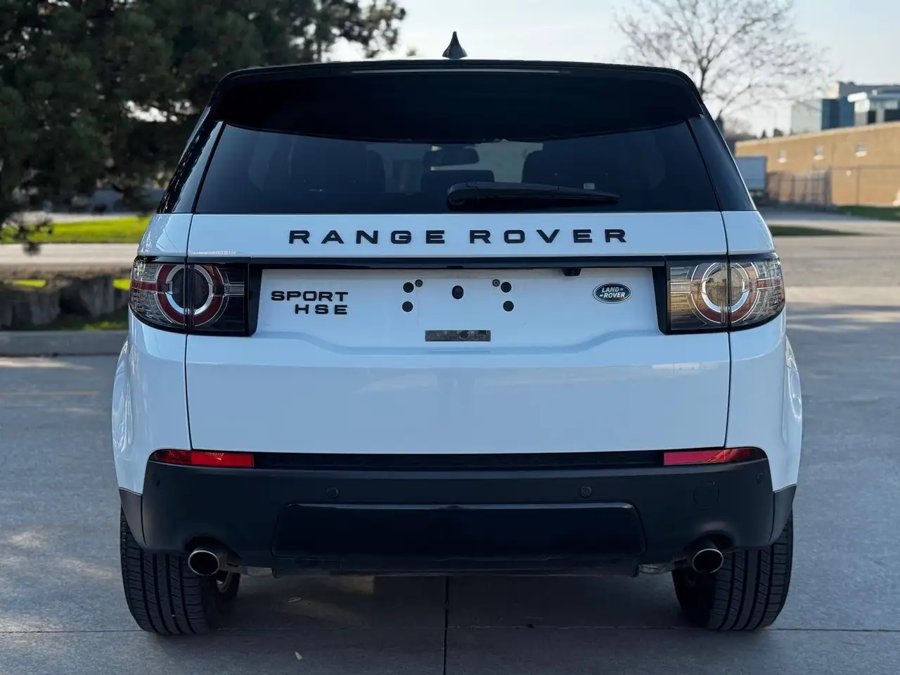 Land Rover Discovery Sport снимка Land Rover Discovery Sport
