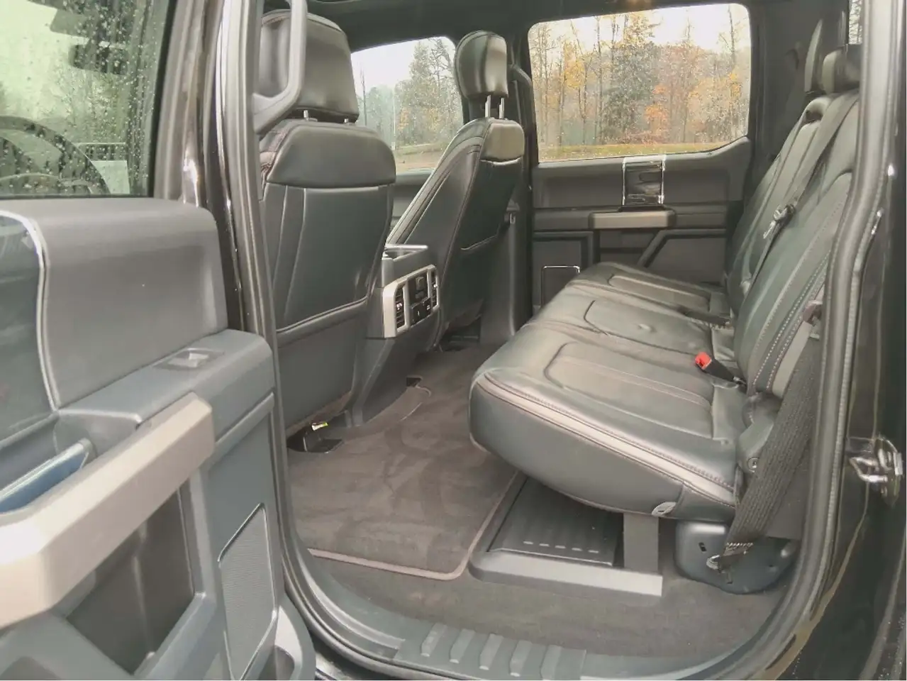Ford F 350 photo Ford F 350