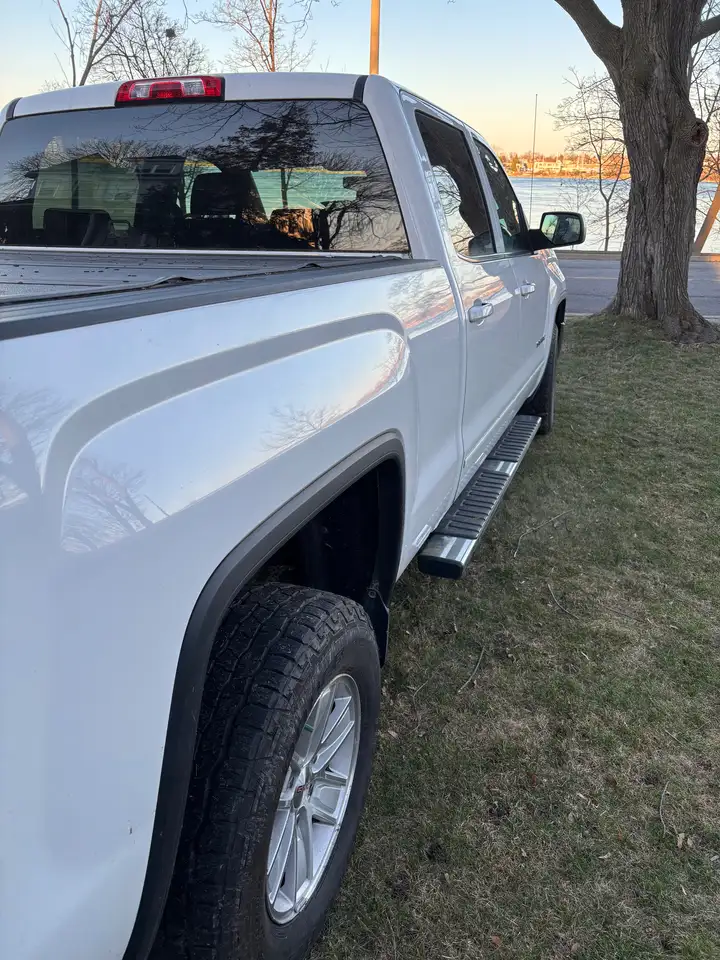 GMC Sierra 1500 снимка GMC Sierra 1500
