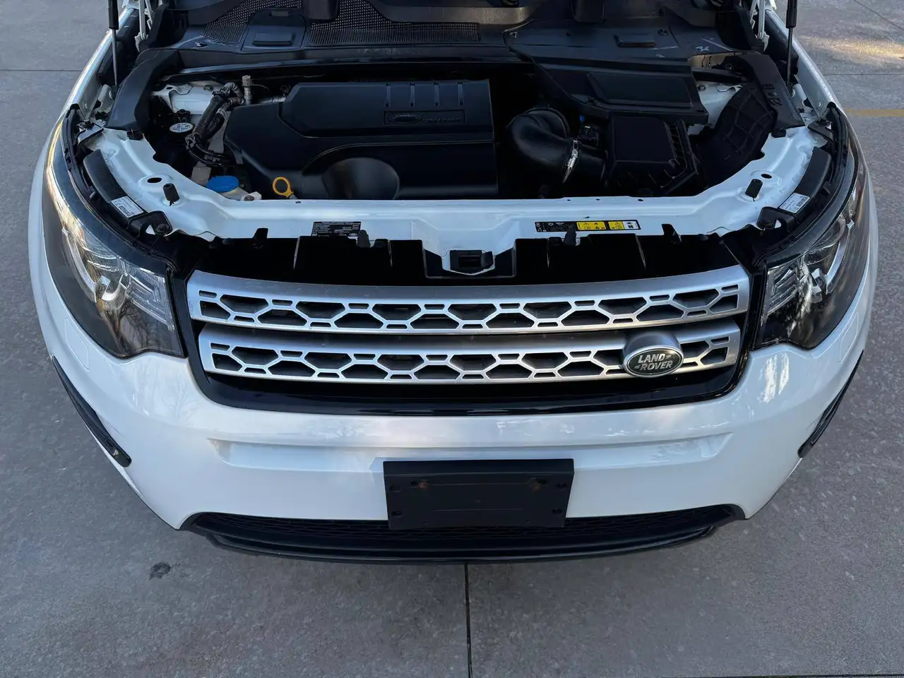 Land Rover Discovery Sport снимка Land Rover Discovery Sport