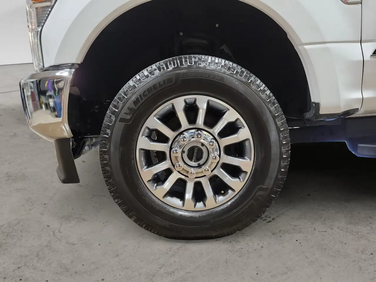 Ford F 350 снимка Ford F 350