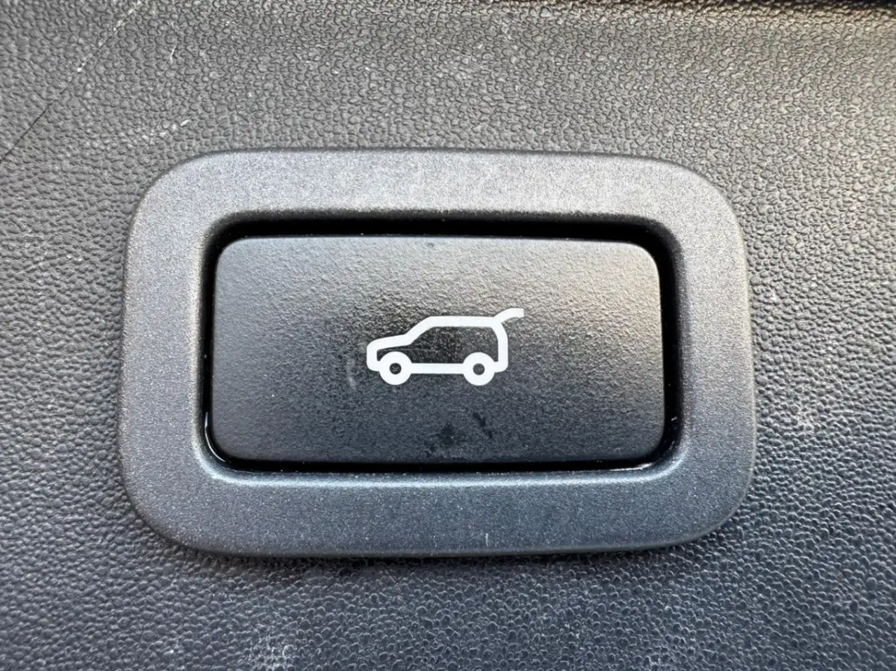 Land Rover Discovery Sport снимка Land Rover Discovery Sport