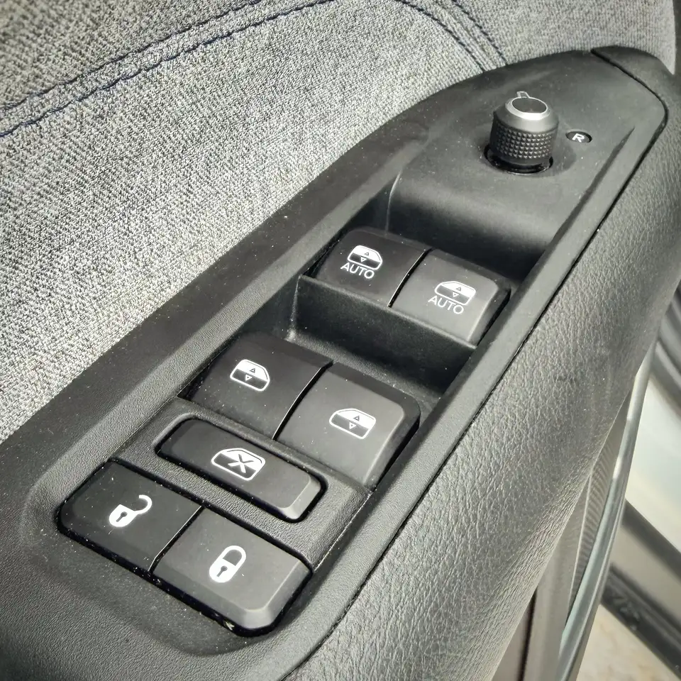 Jeep Compass photo Jeep Compass