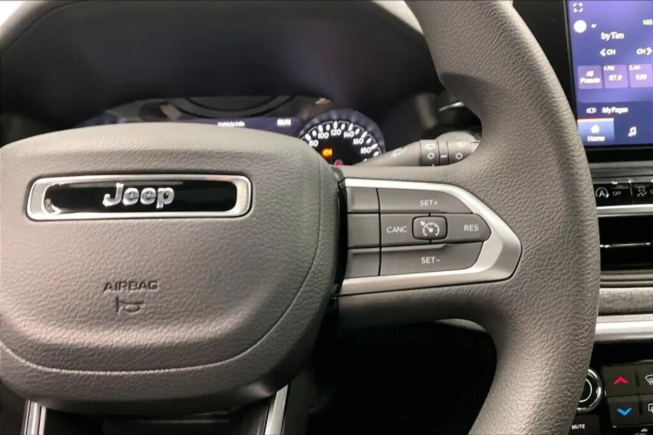 Jeep Compass снимка Jeep Compass