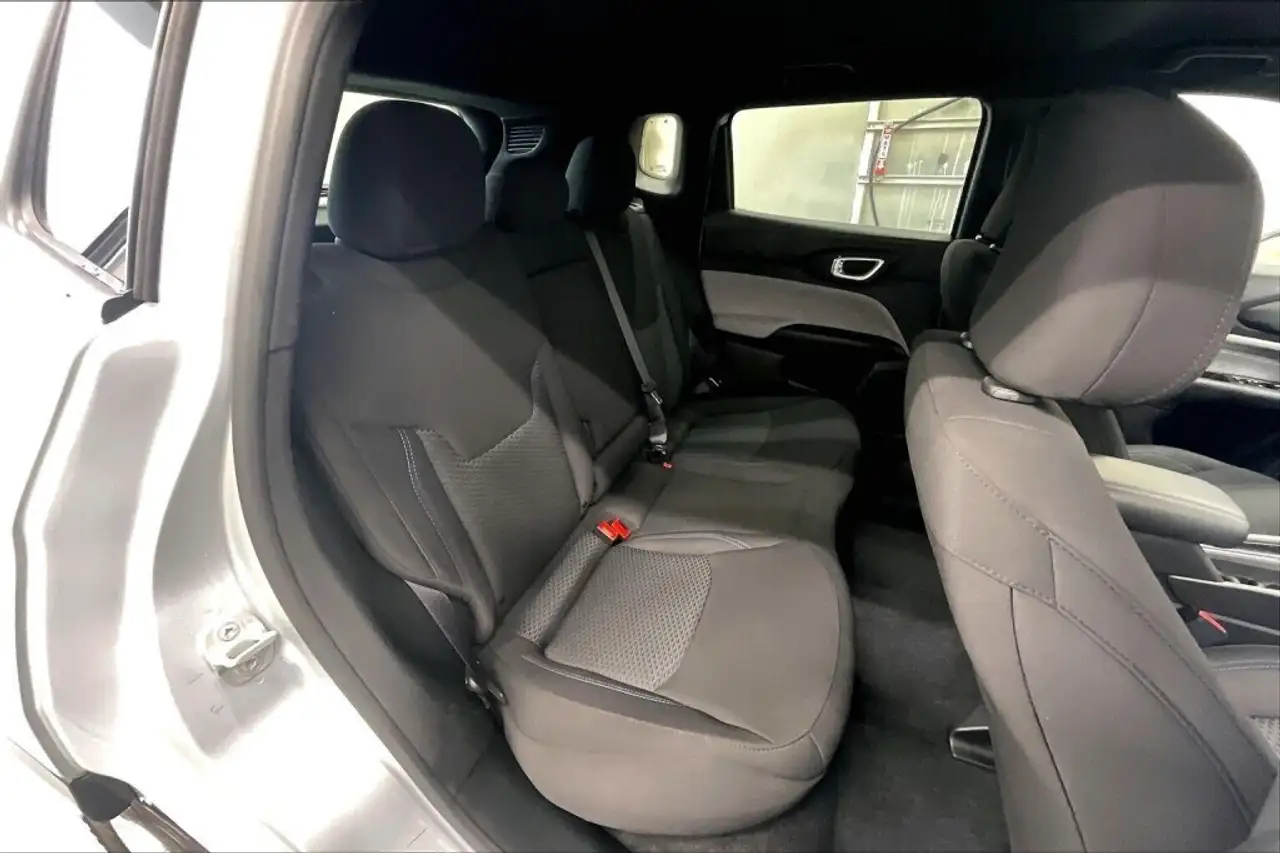 Jeep Compass снимка Jeep Compass