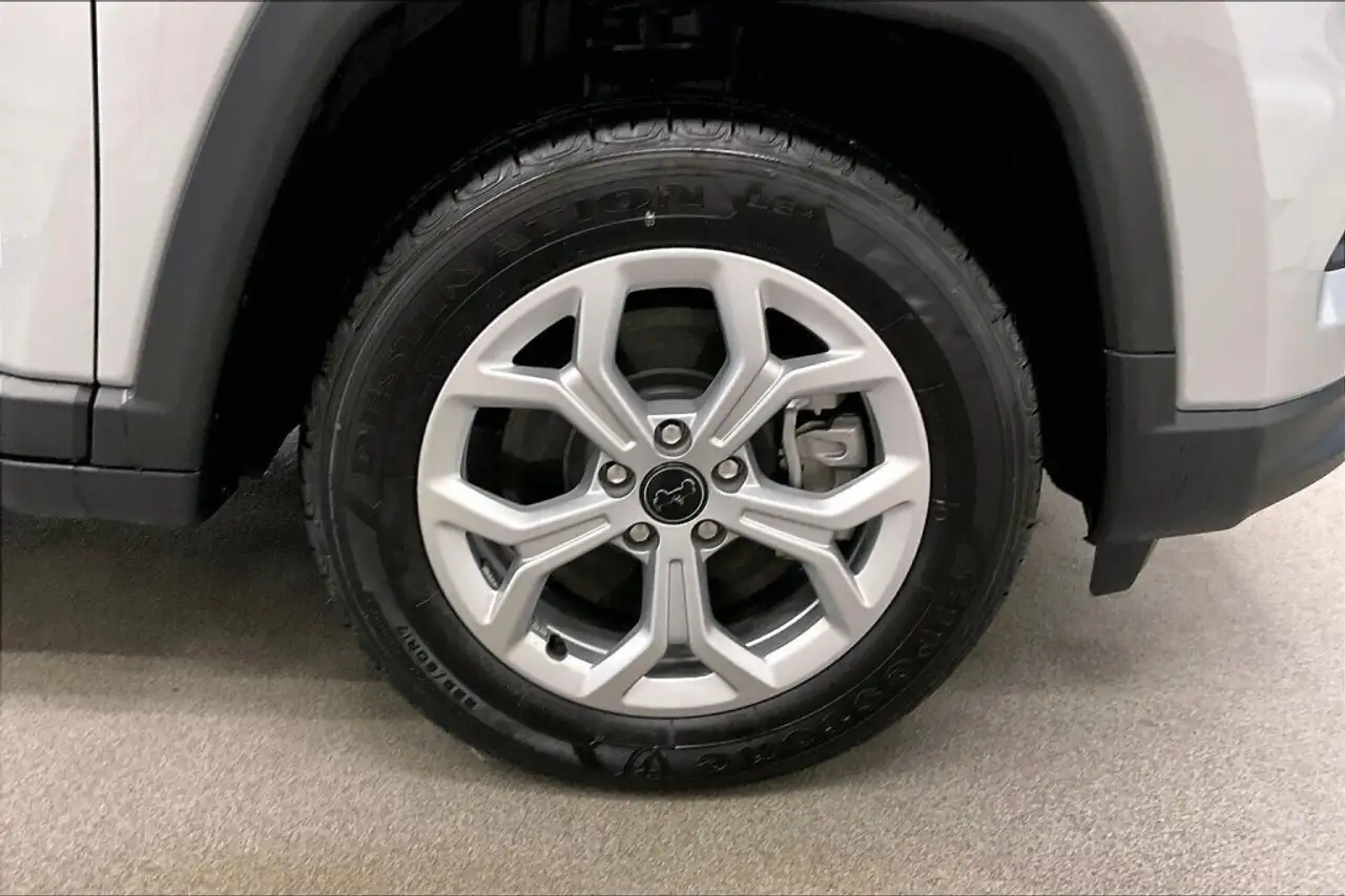 Jeep Compass снимка Jeep Compass