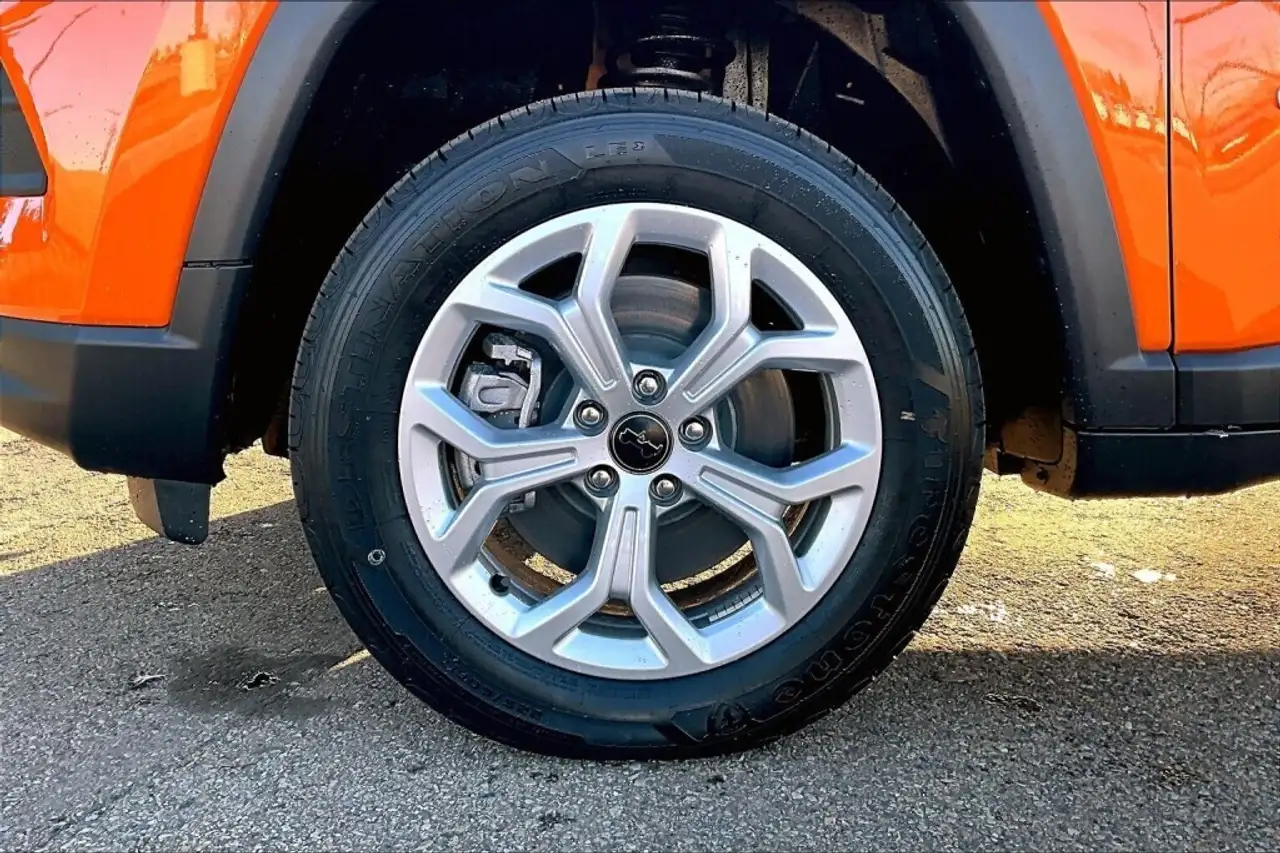Jeep Compass photo Jeep Compass