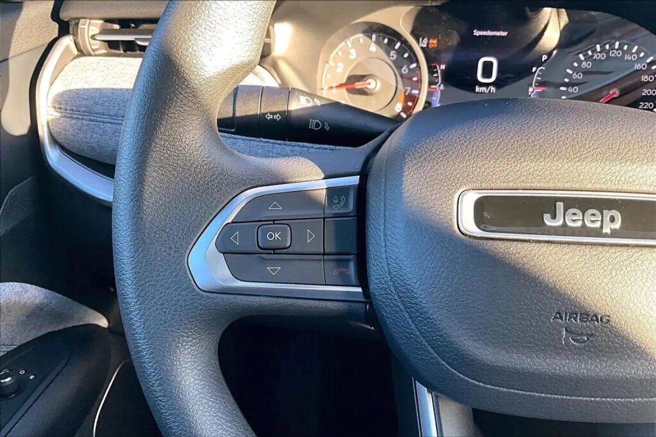 Jeep Compass photo Jeep Compass