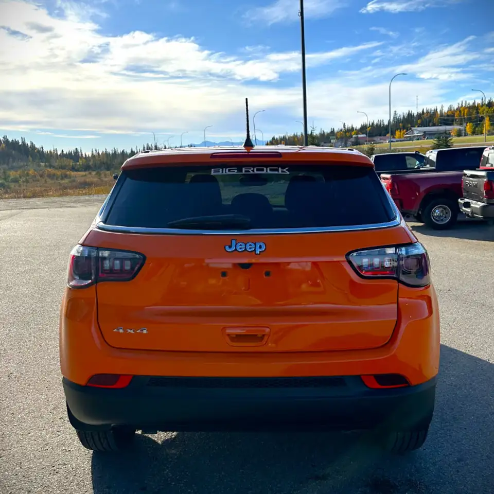 Jeep Compass photo Jeep Compass
