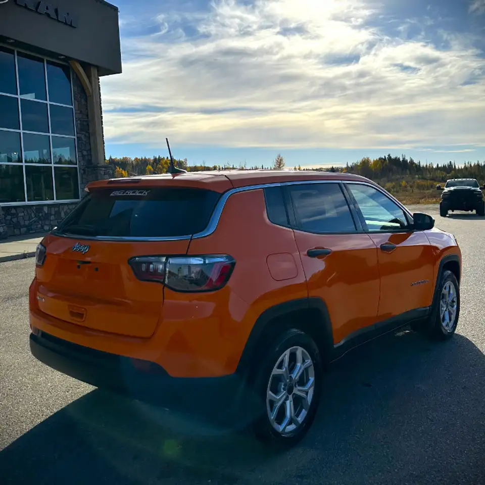 Jeep Compass photo Jeep Compass