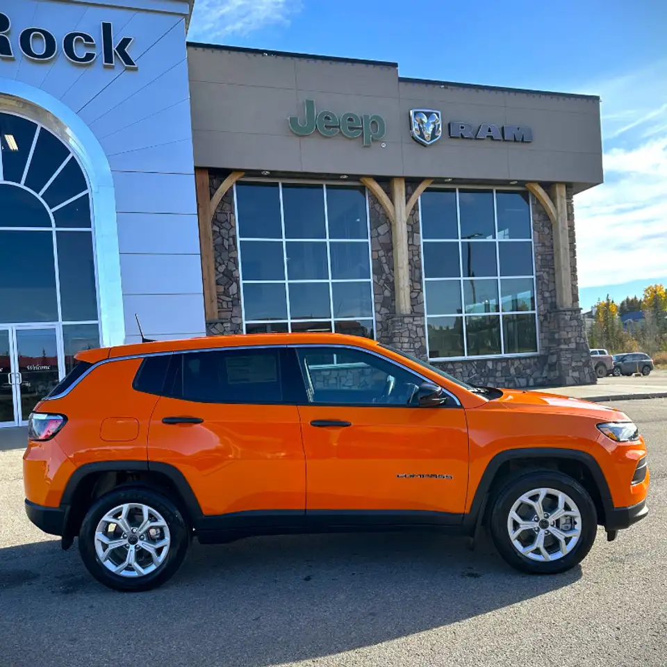 Jeep Compass photo Jeep Compass