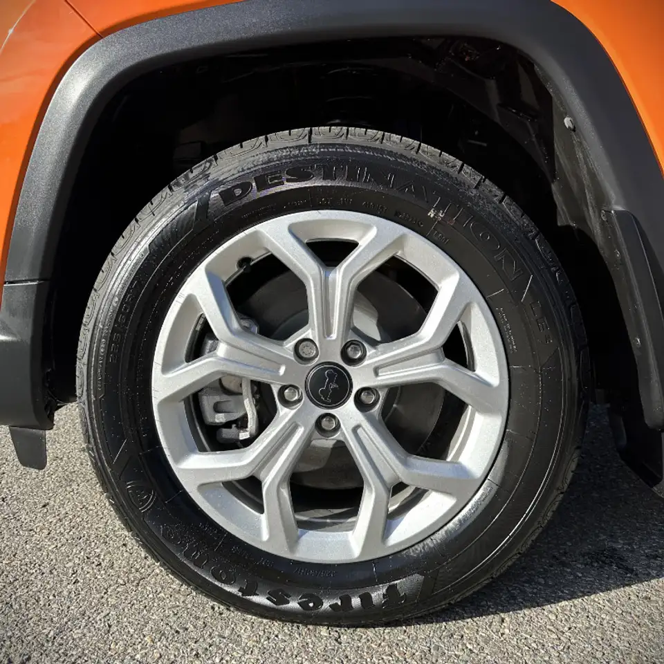 Jeep Compass photo Jeep Compass