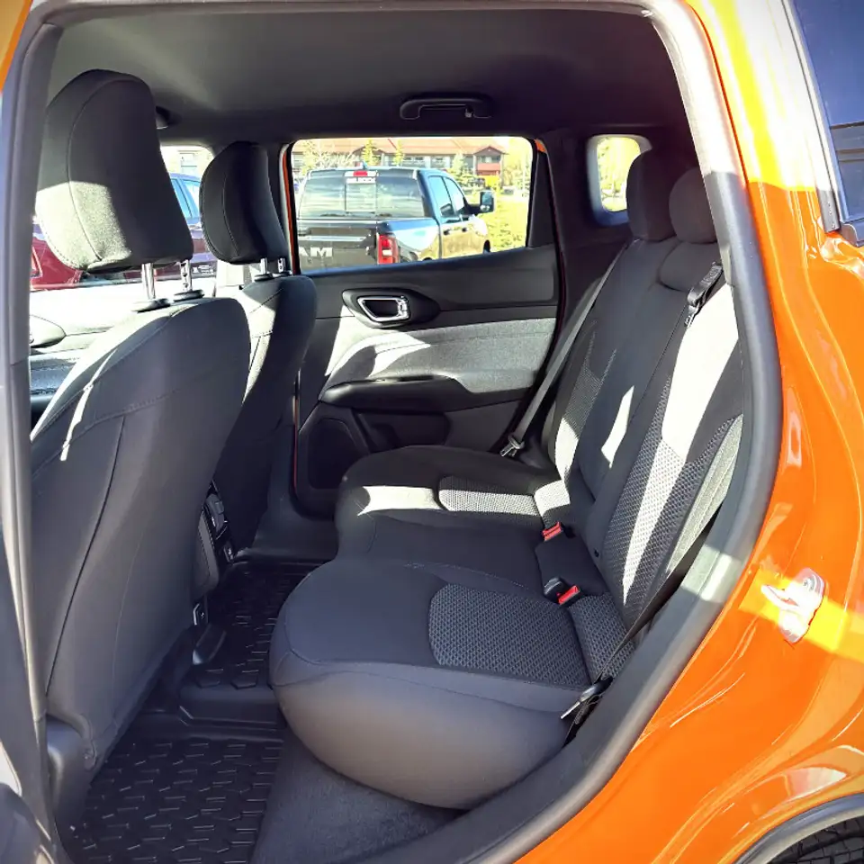 Jeep Compass photo Jeep Compass