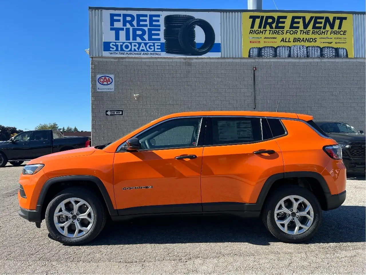 Jeep Compass photo Jeep Compass