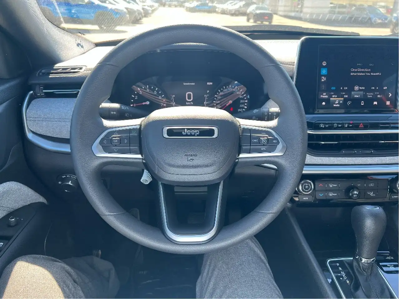 Jeep Compass photo Jeep Compass