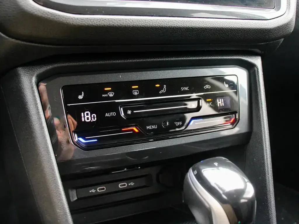 Volkswagen Tiguan снимка Volkswagen Tiguan