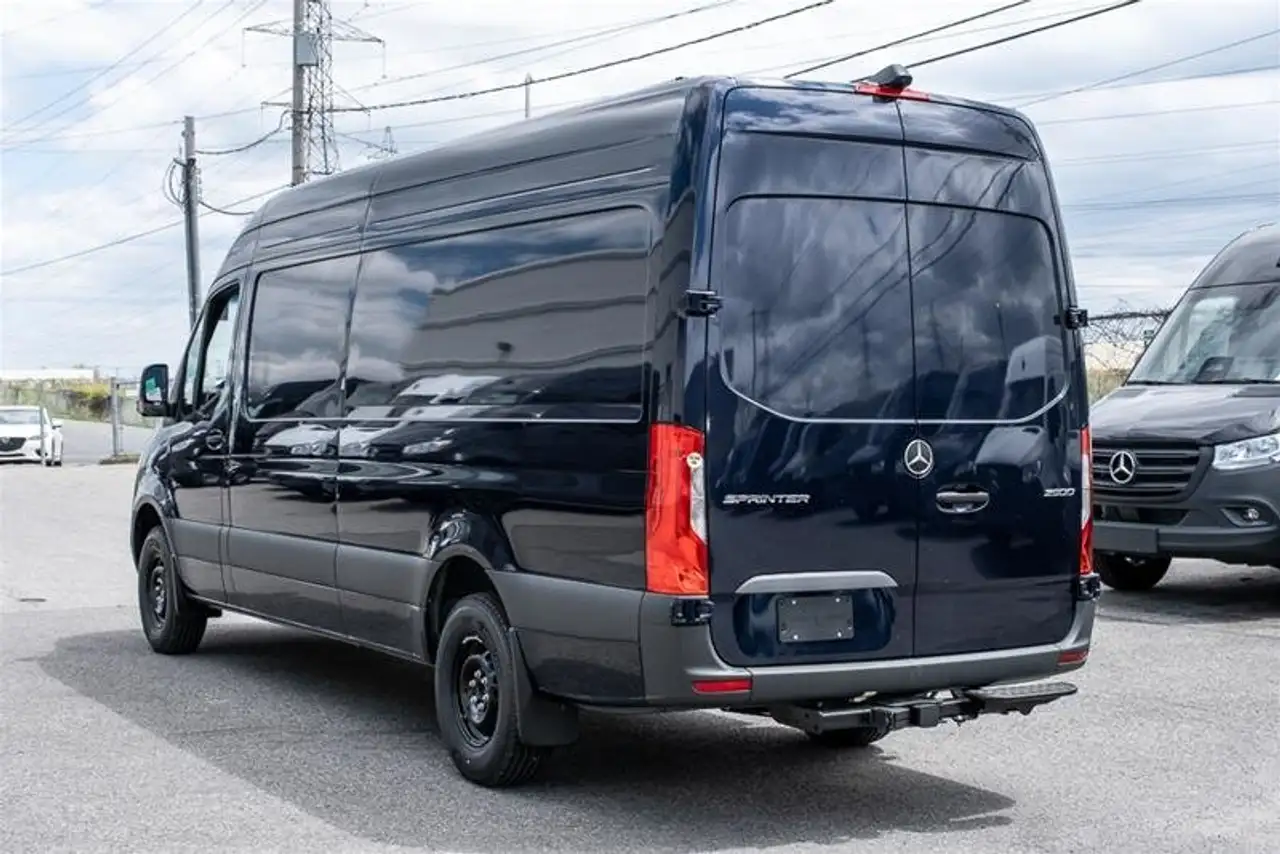 Mercedes-Benz Sprinter снимка Mercedes-Benz Sprinter