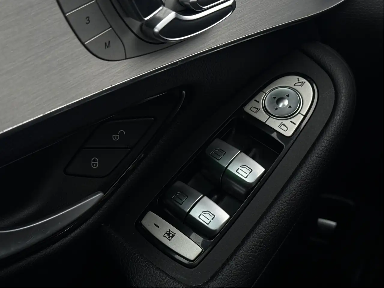 Mercedes-Benz GLC fotografie Mercedes-Benz GLC