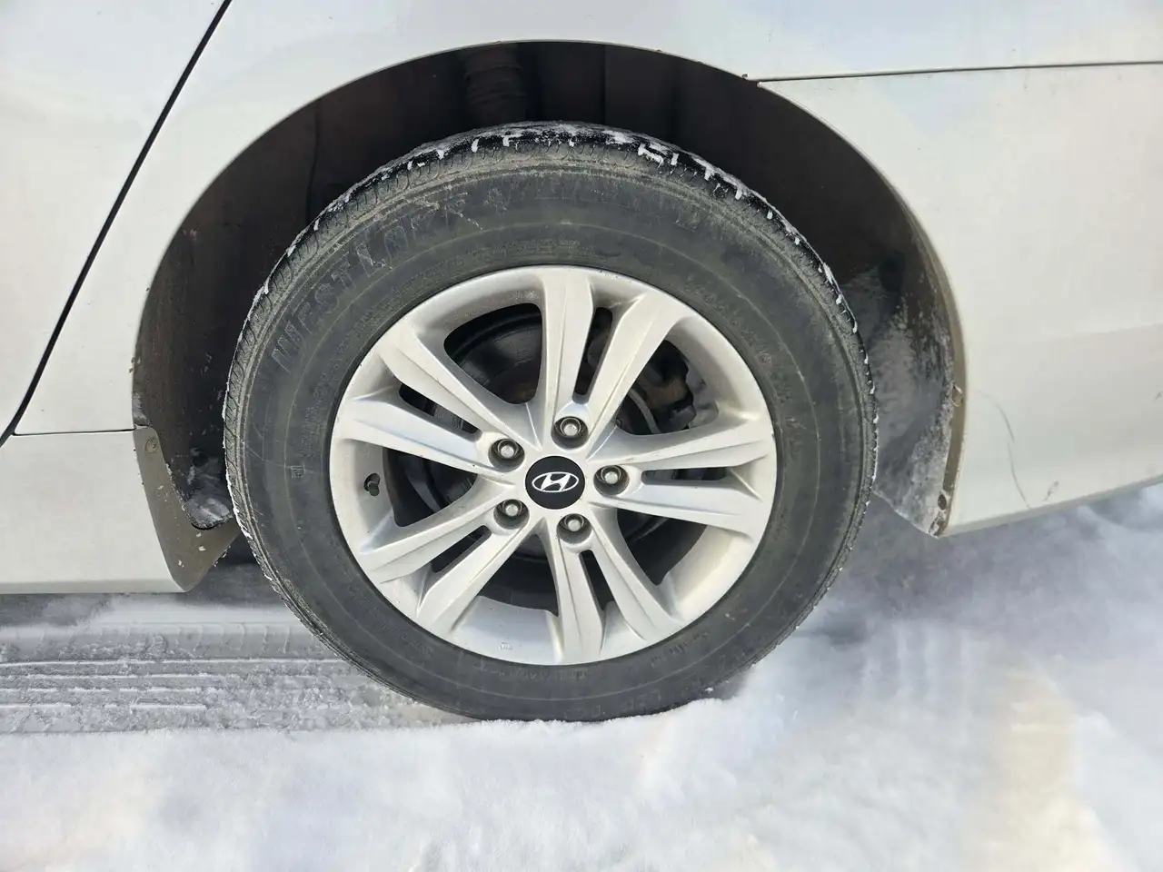 Hyundai SONATA снимка Hyundai SONATA