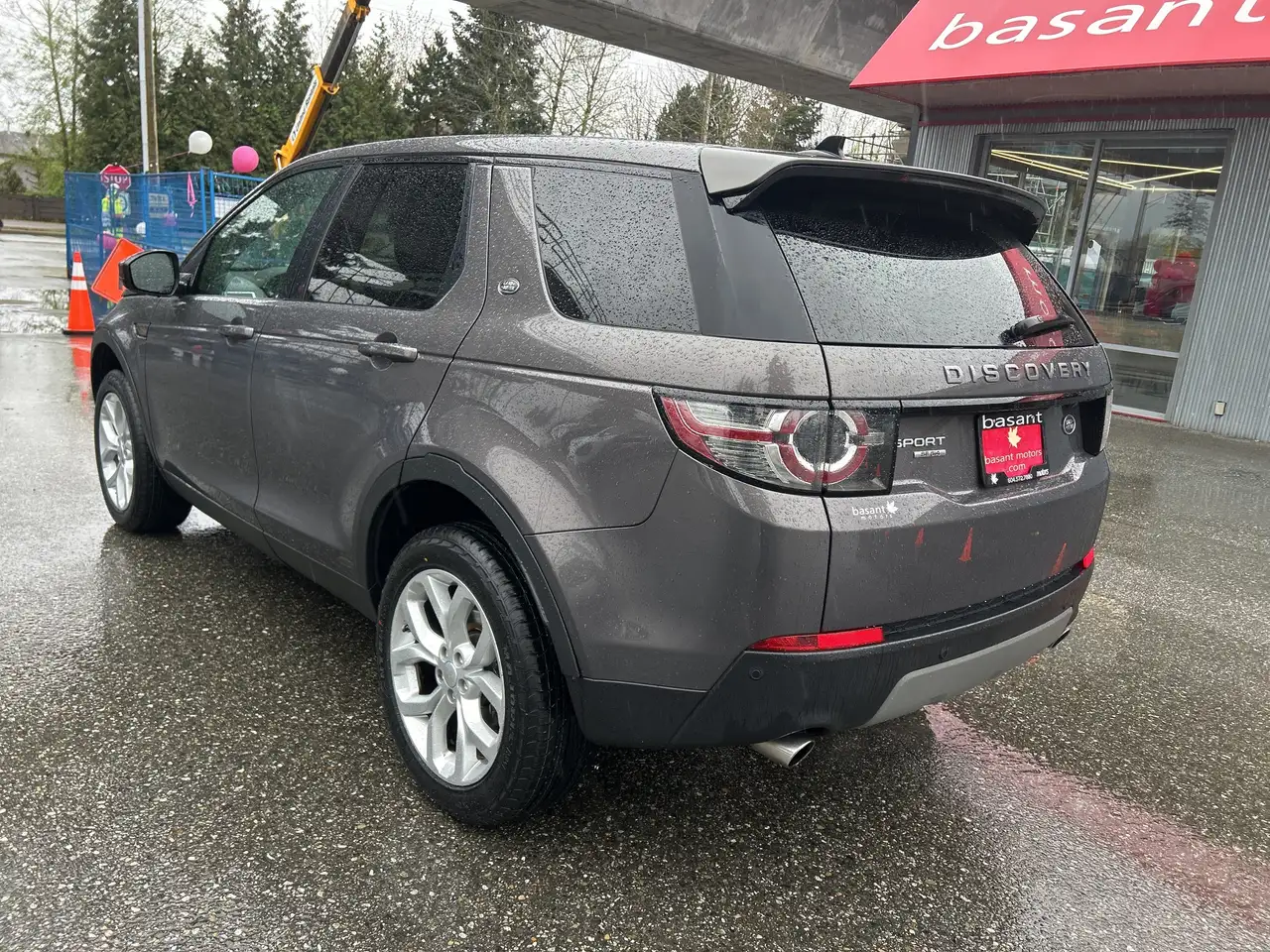 Land Rover Discovery Sport снимка Land Rover Discovery Sport